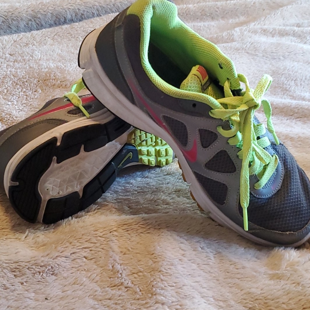 Nike Revolution 2 Running Shoes